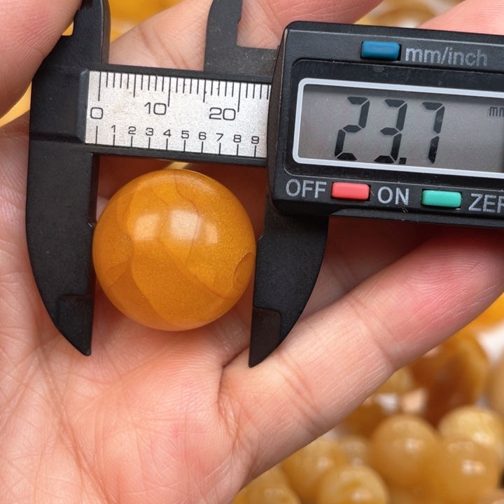 未镶嵌蜜蜡裸石蜜蜡