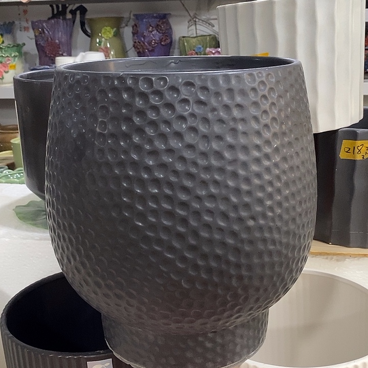 陶盆有孔 瑕疵针孔漏釉介意勿拍外口 19外高30