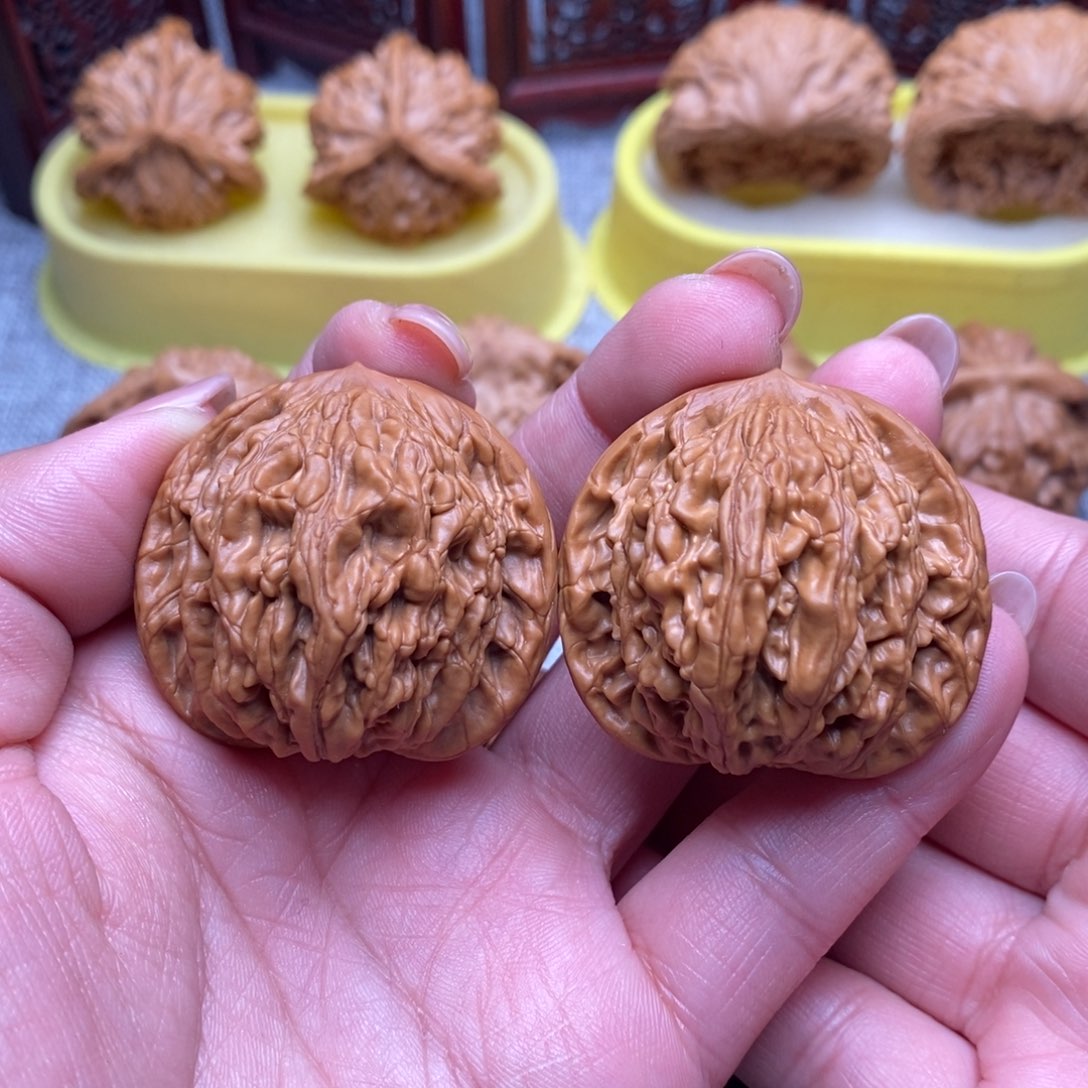 文玩核桃把件狮虎兽41
