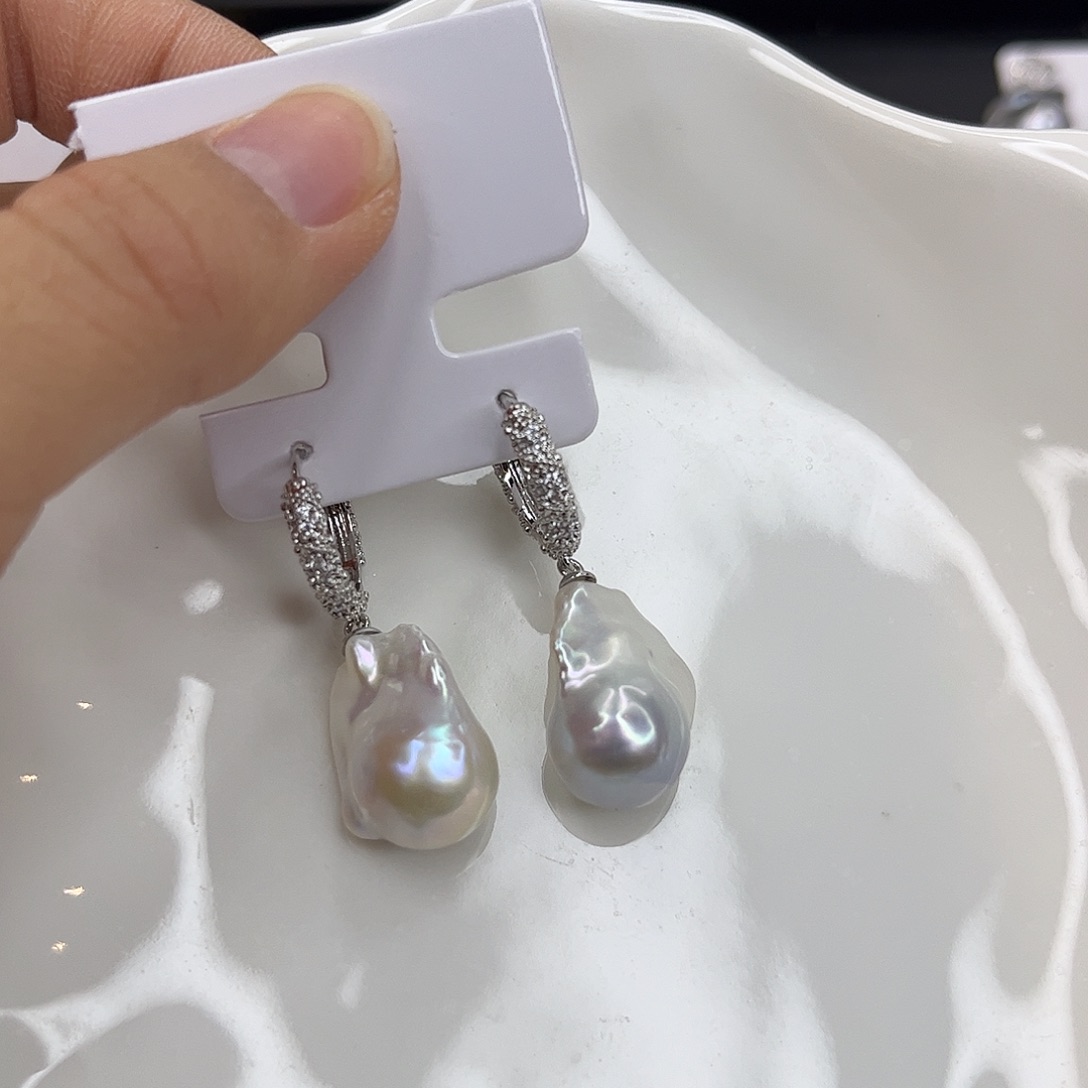 淡水珍珠耳饰合金