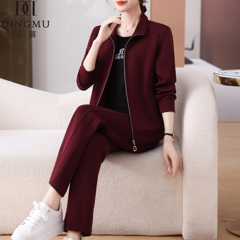 中年运动风中老年女装宽松运动服口袋女士休闲外套春装春季三件套