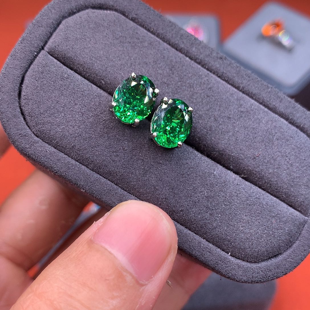 绿色碧玺耳饰银S925镶嵌