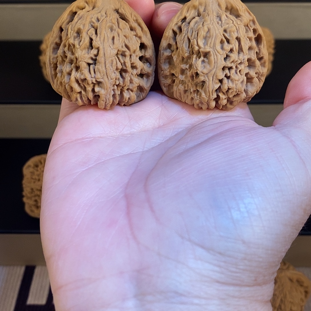 文玩核桃吊坠41尺南将石