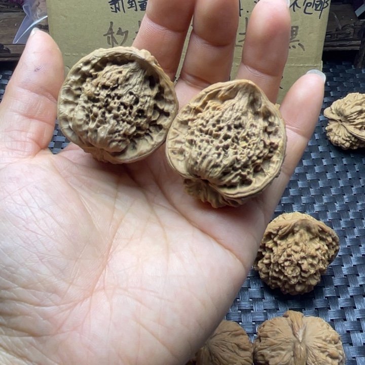 灰***灰文玩核桃吊坠蛇头