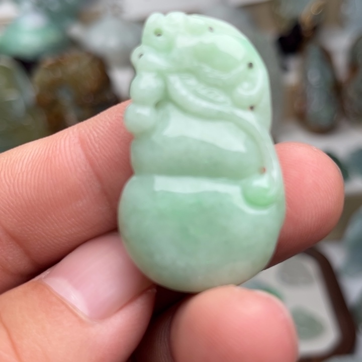 颈饰未镶嵌翡翠葫芦