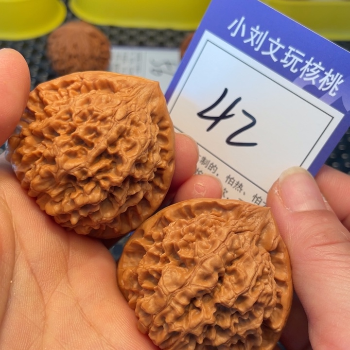 桃核把件48官帽42。。。。。。。。