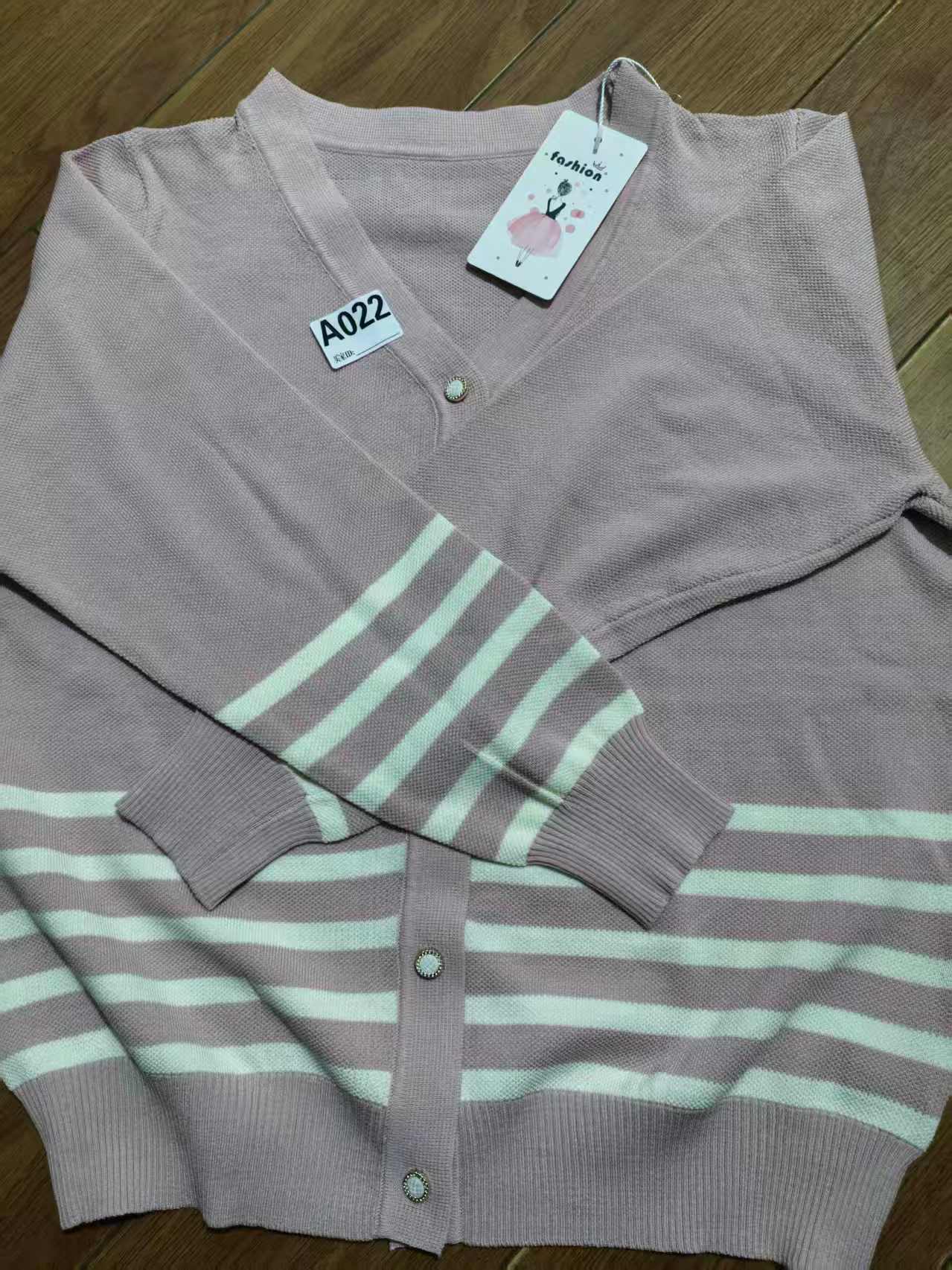 针织拼色女秋冬季毛针织衫女装条纹针织衫长袖休闲