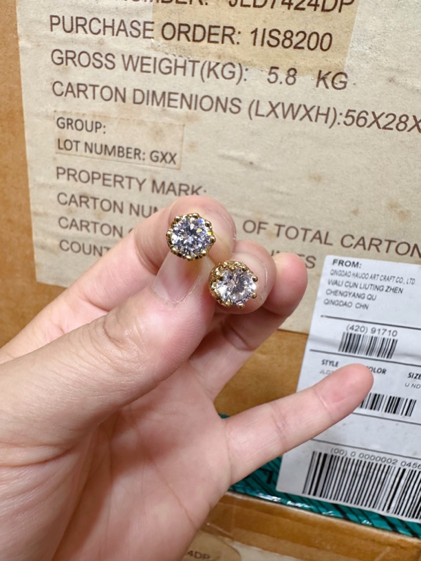 铜合金锆石耳饰 金色镶嵌闪钻锆石耳钉时尚简约百搭气质轻奢小众