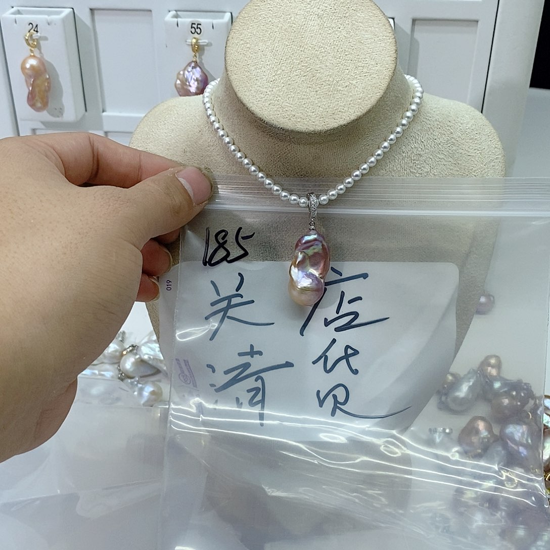 淡水珍珠颈饰合金