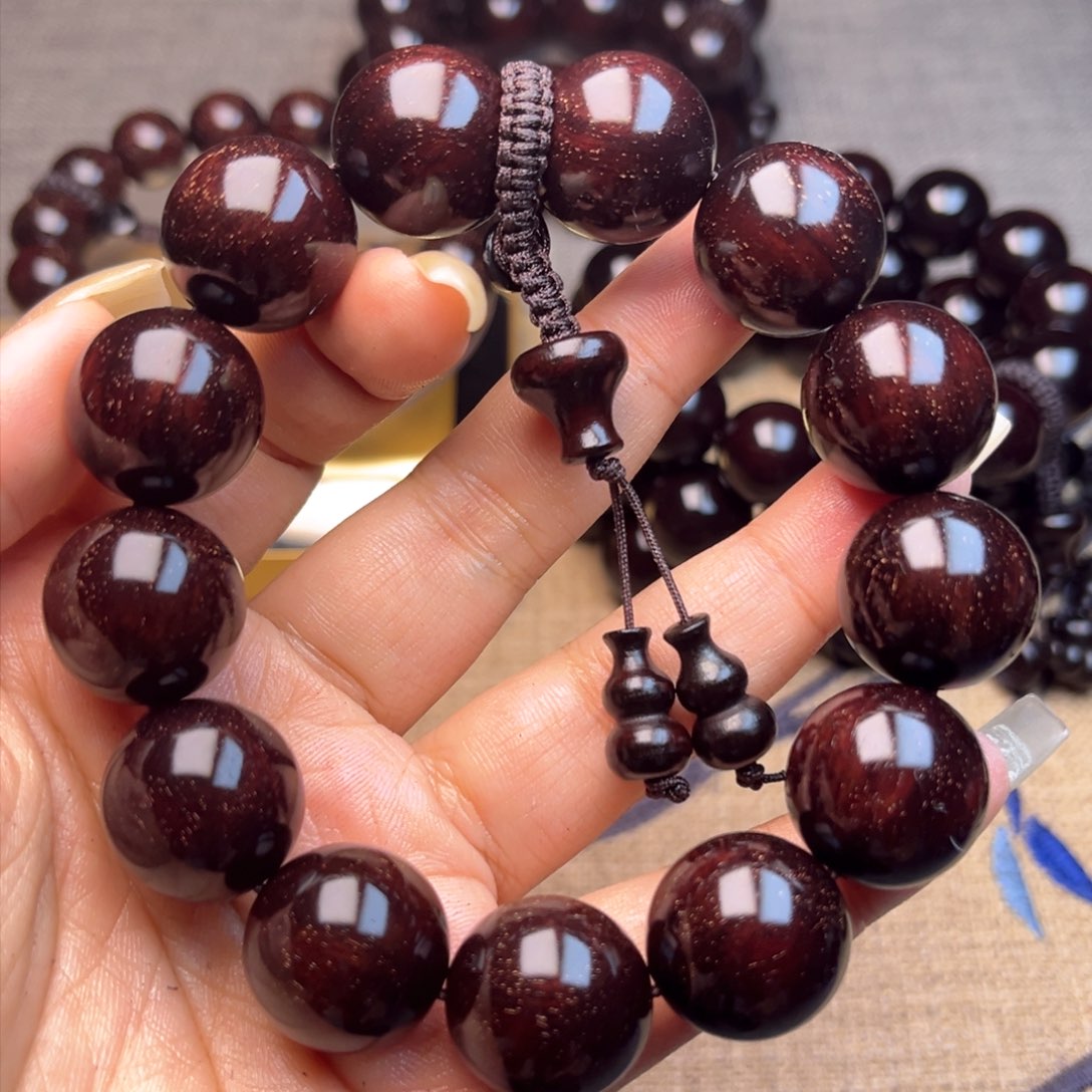 檀香紫檀（小叶紫檀）1.8 13颗细满星