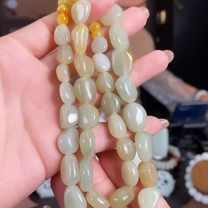 和田玉未镶嵌颈饰定制发货