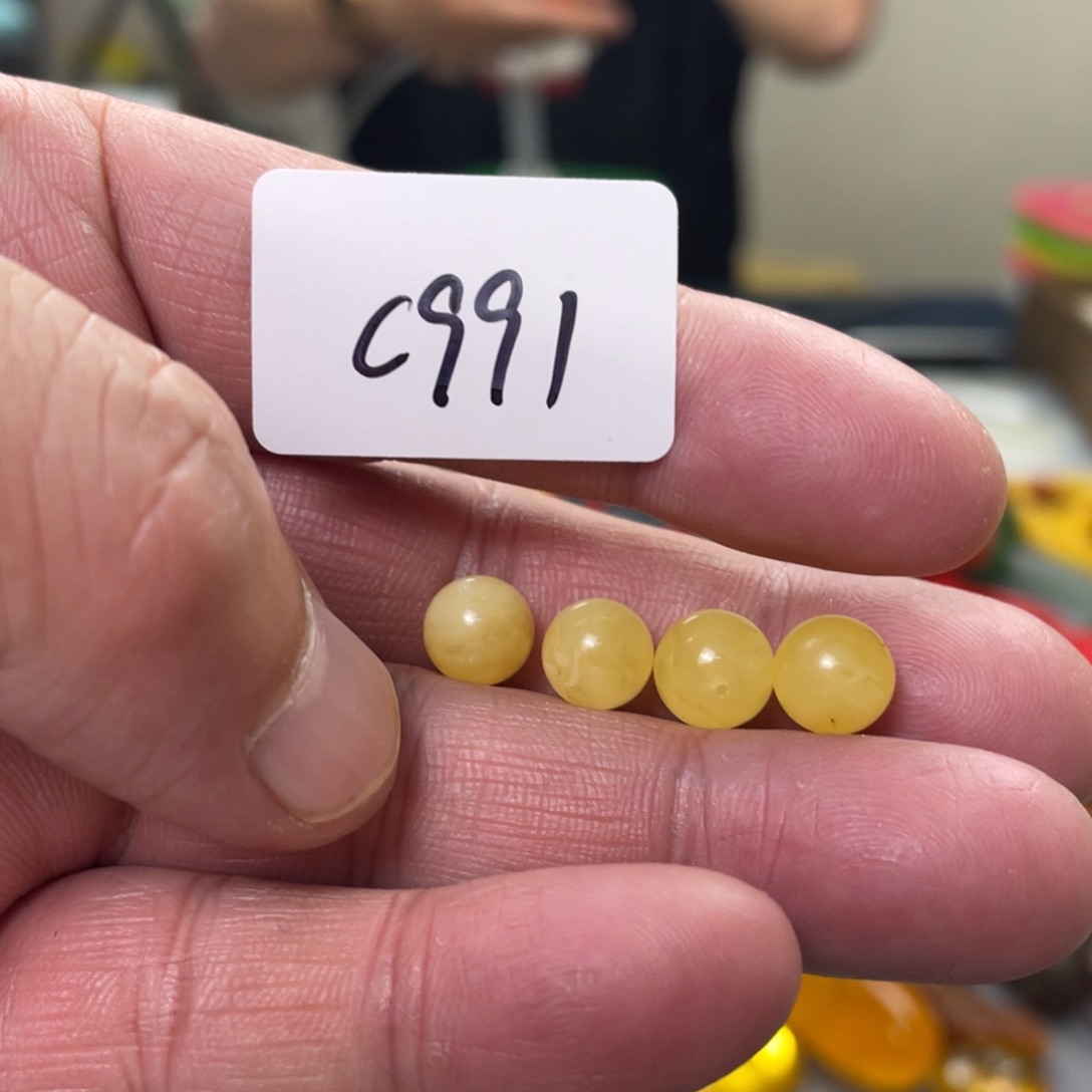 手链琥珀未镶嵌多样性发，发其中一件