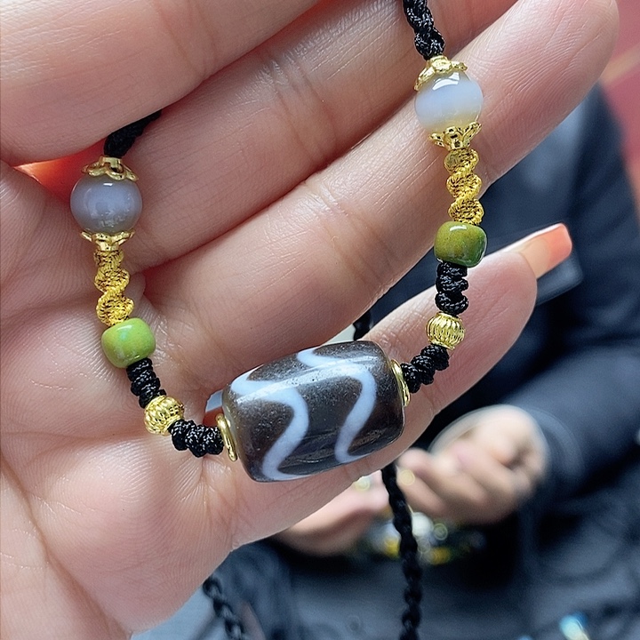 玛瑙/玉髓颈饰合金