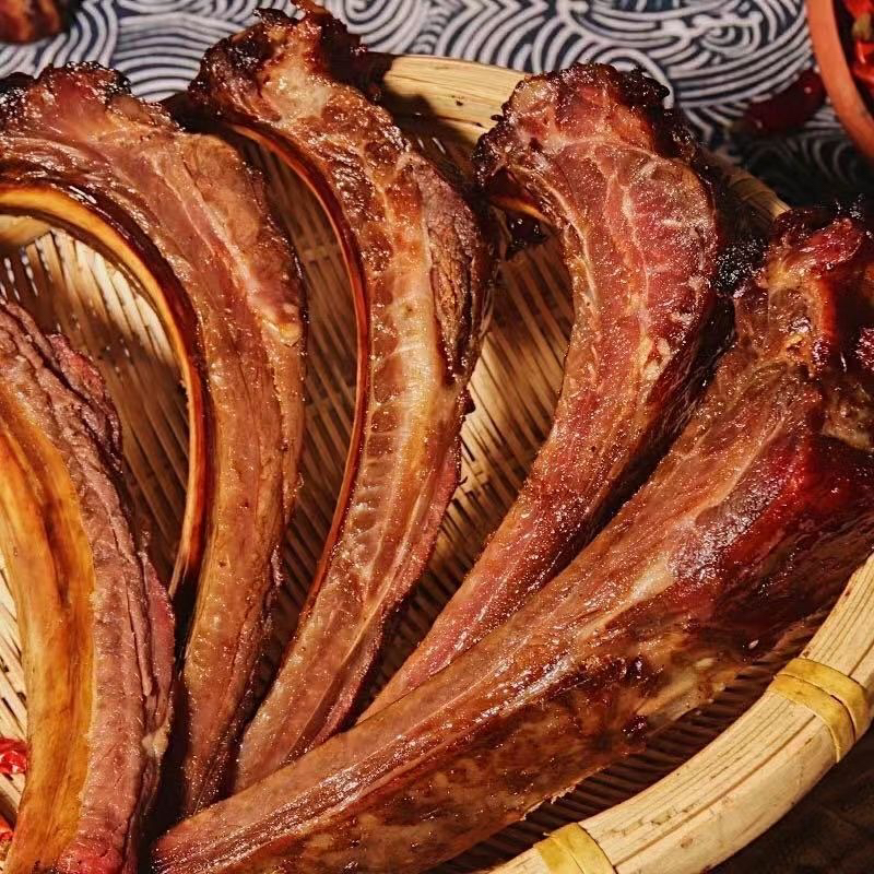 【腊排骨直播现称】农村柴火烟熏腊排骨前排骨