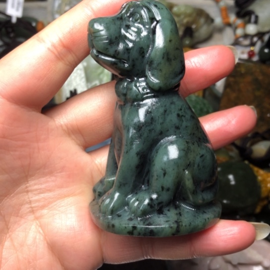 和田玉未镶嵌把件