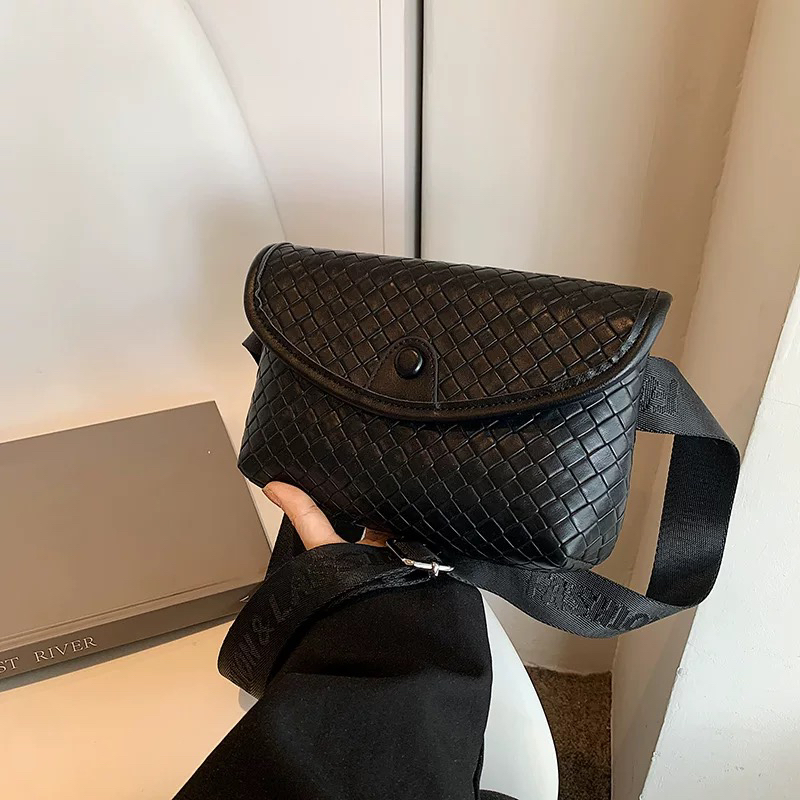 新款轻奢百搭高级感气质时尚斜挎女士包18074黑