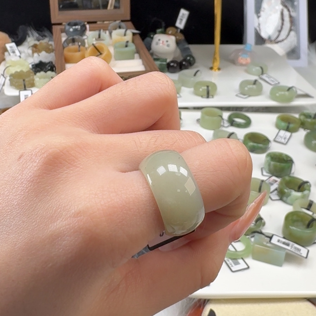 和田玉未镶嵌戒指o98绿墩墩点墨17.2