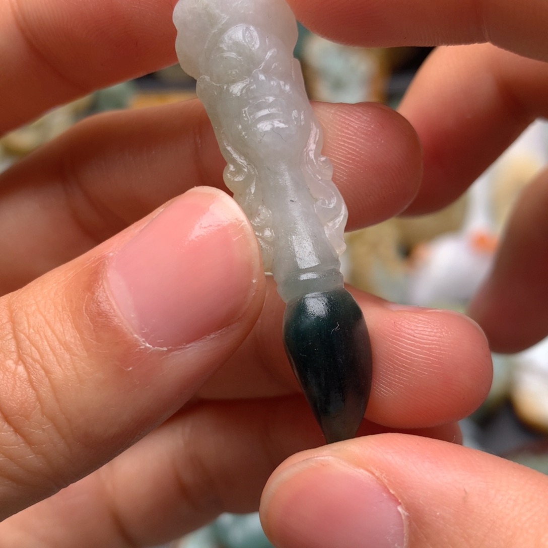 定制翡翠未镶嵌翡翠