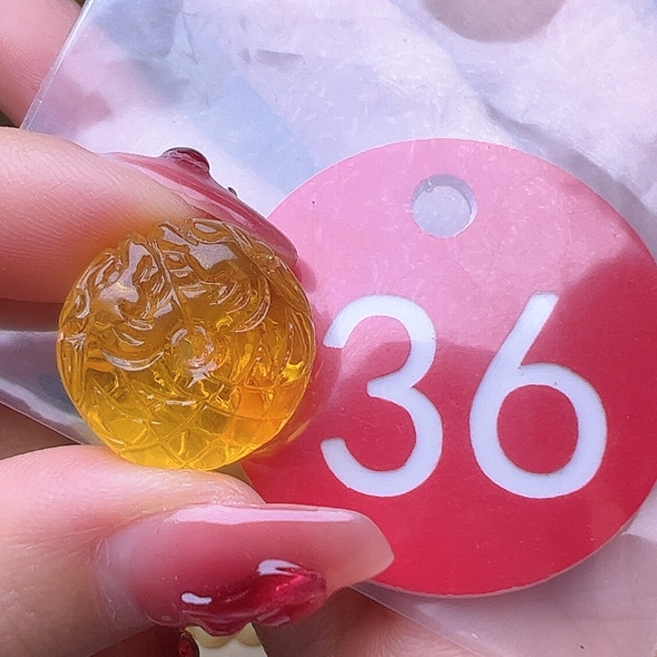 蜜蜡裸石未镶嵌17.3/9.2mm 龙扣