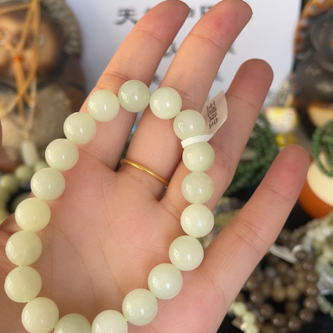 和田玉未镶嵌手串