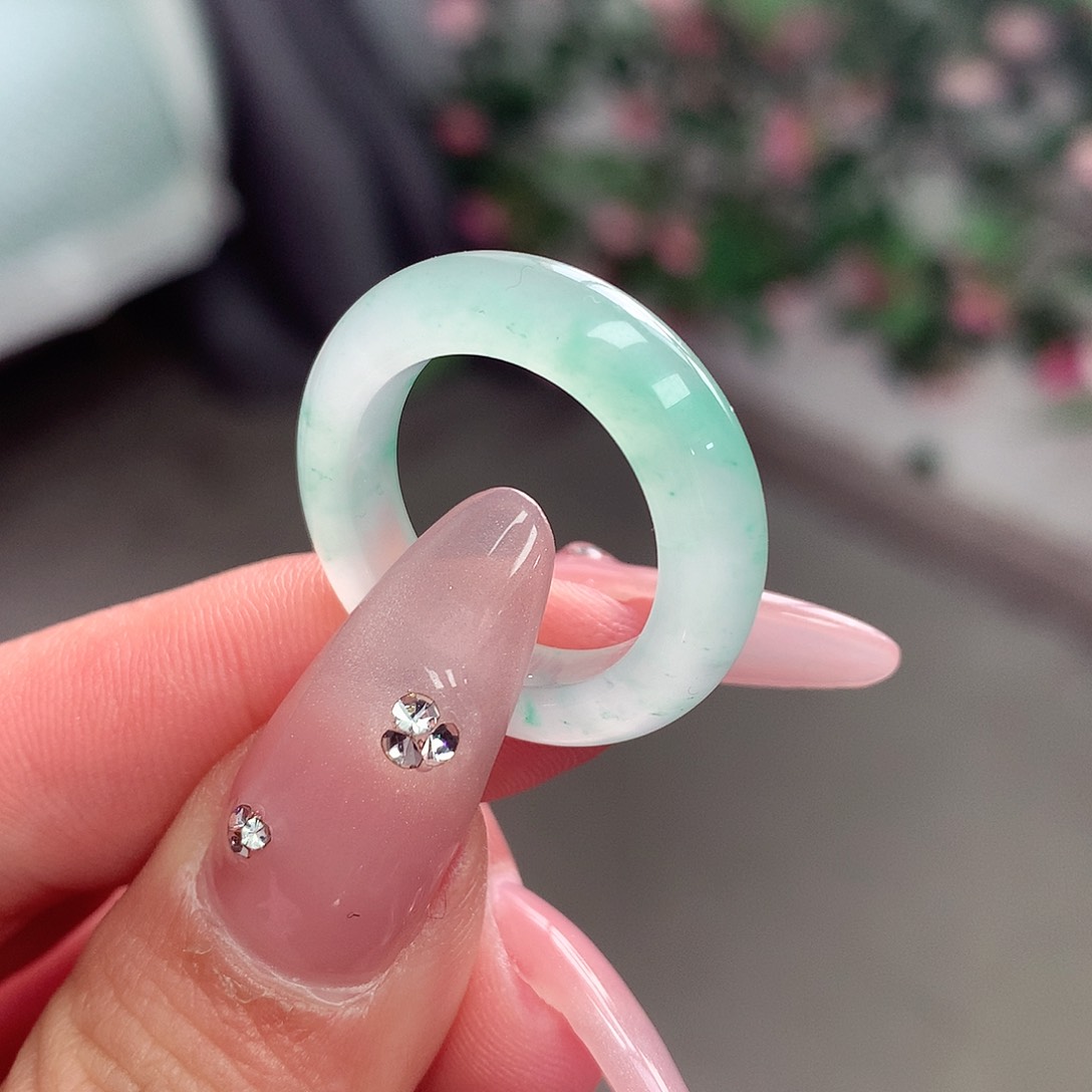 石英质玉戒圈未镶嵌