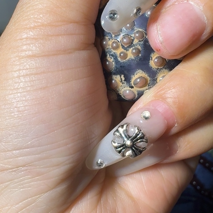 余***斗玛瑙/玉髓合金颈饰