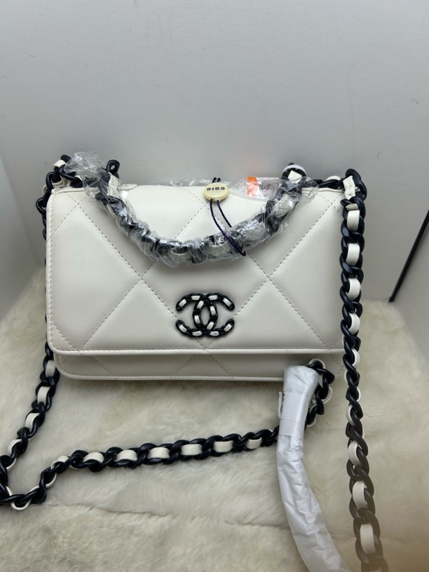 95新 Chanel/香奈儿 臻选黑白熊猫色19bag woc（芯片款）