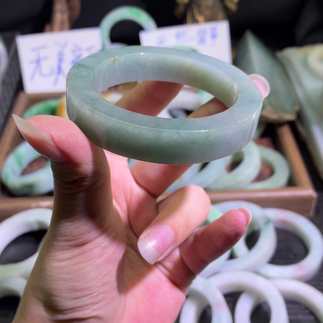 定制翡翠未镶嵌缅甸翡翠A货手镯毛胚定制