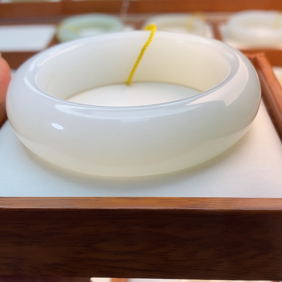 和田玉（白玉）未镶嵌手链