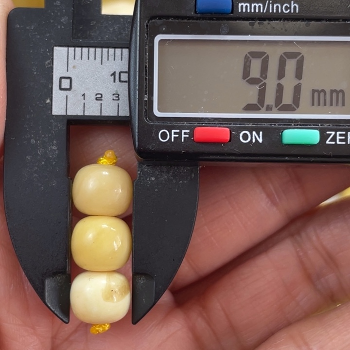 蜜蜡未镶嵌裸石44杂
