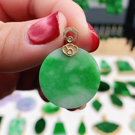 翡翠耳饰18K金镶嵌挂件