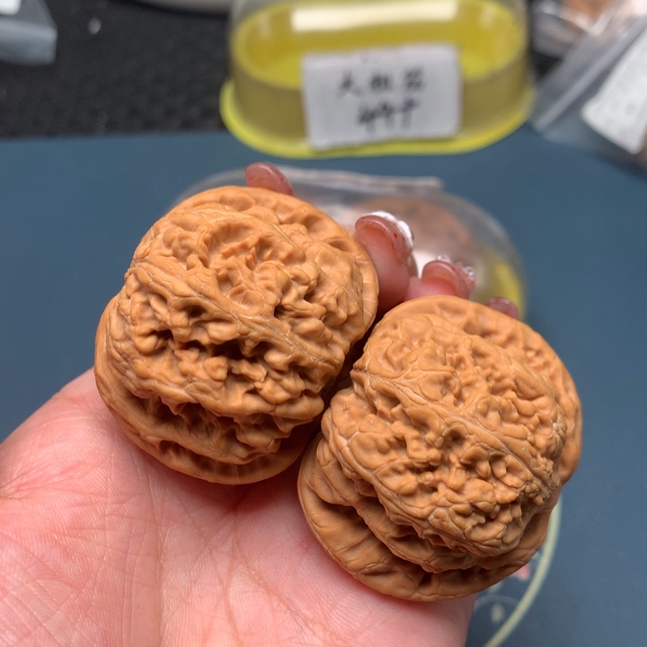 文玩核桃把件45-11777-9