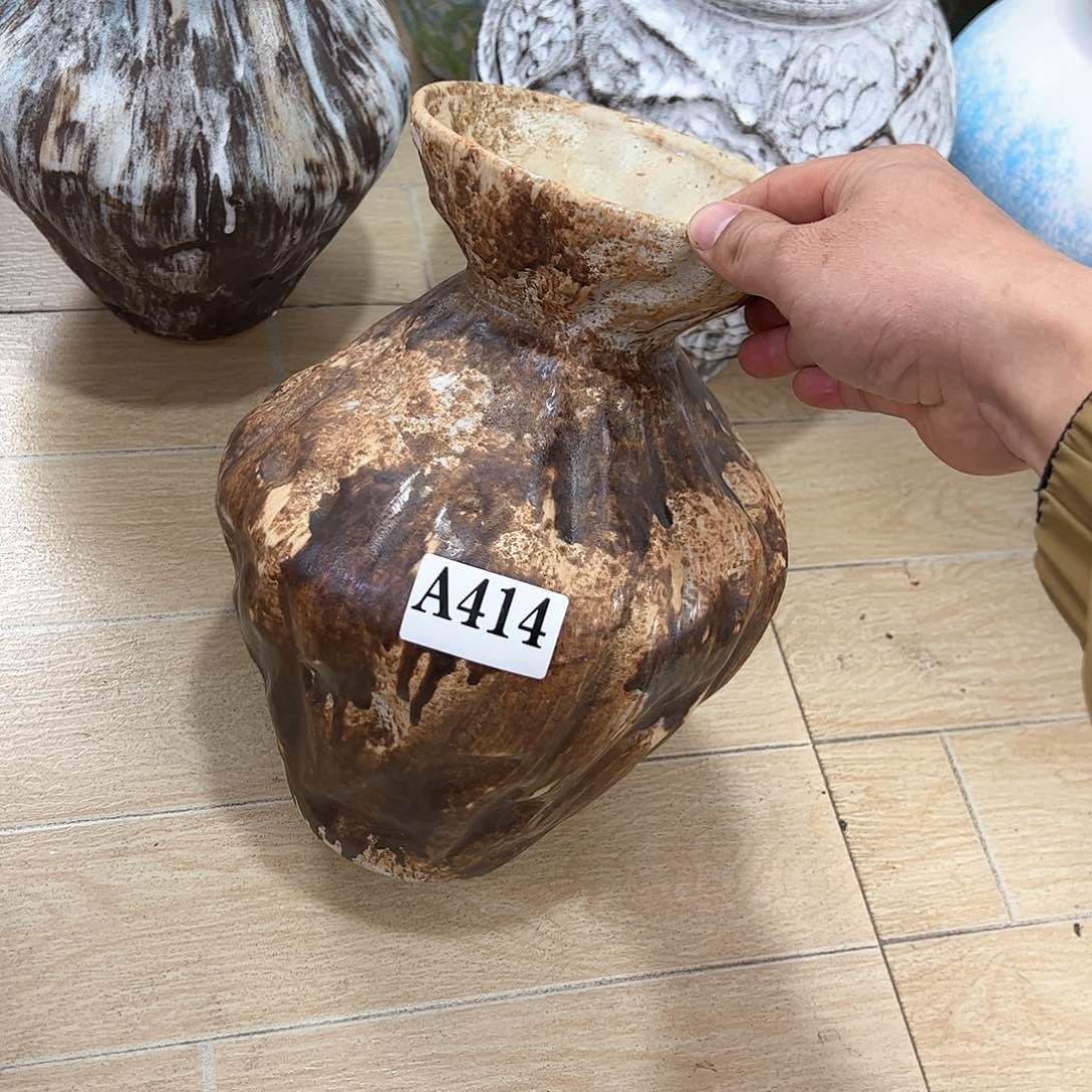 陶瓷狗**草414花瓶摆件创意