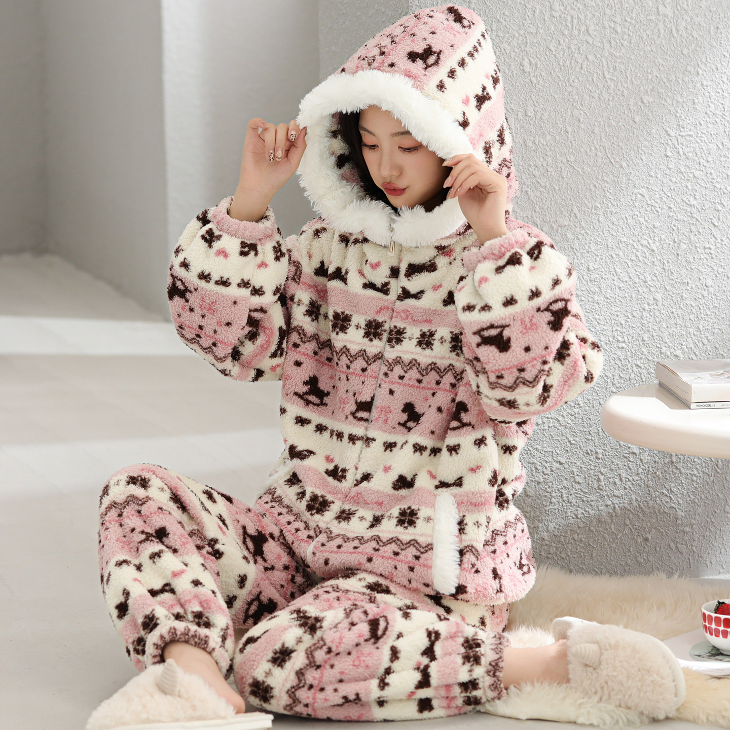 睡衣女秋冬款冬季珊瑚绒家居服法兰绒加厚款冬天大码加绒保暖套装