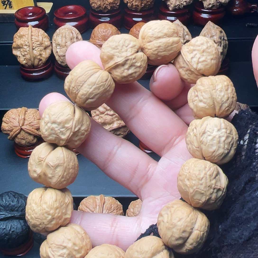 文玩核桃把件5号车