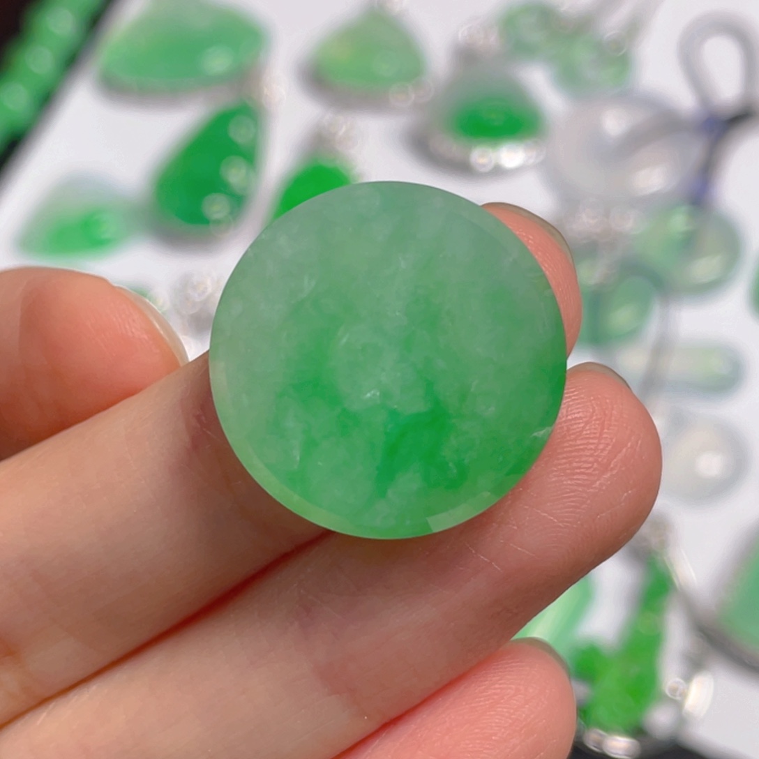 A***Y翡翠未镶嵌吊坠(不含链)