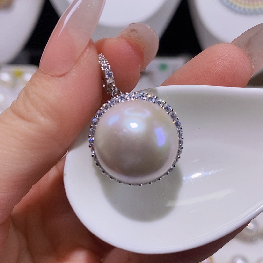 淡水珍珠颈饰合金