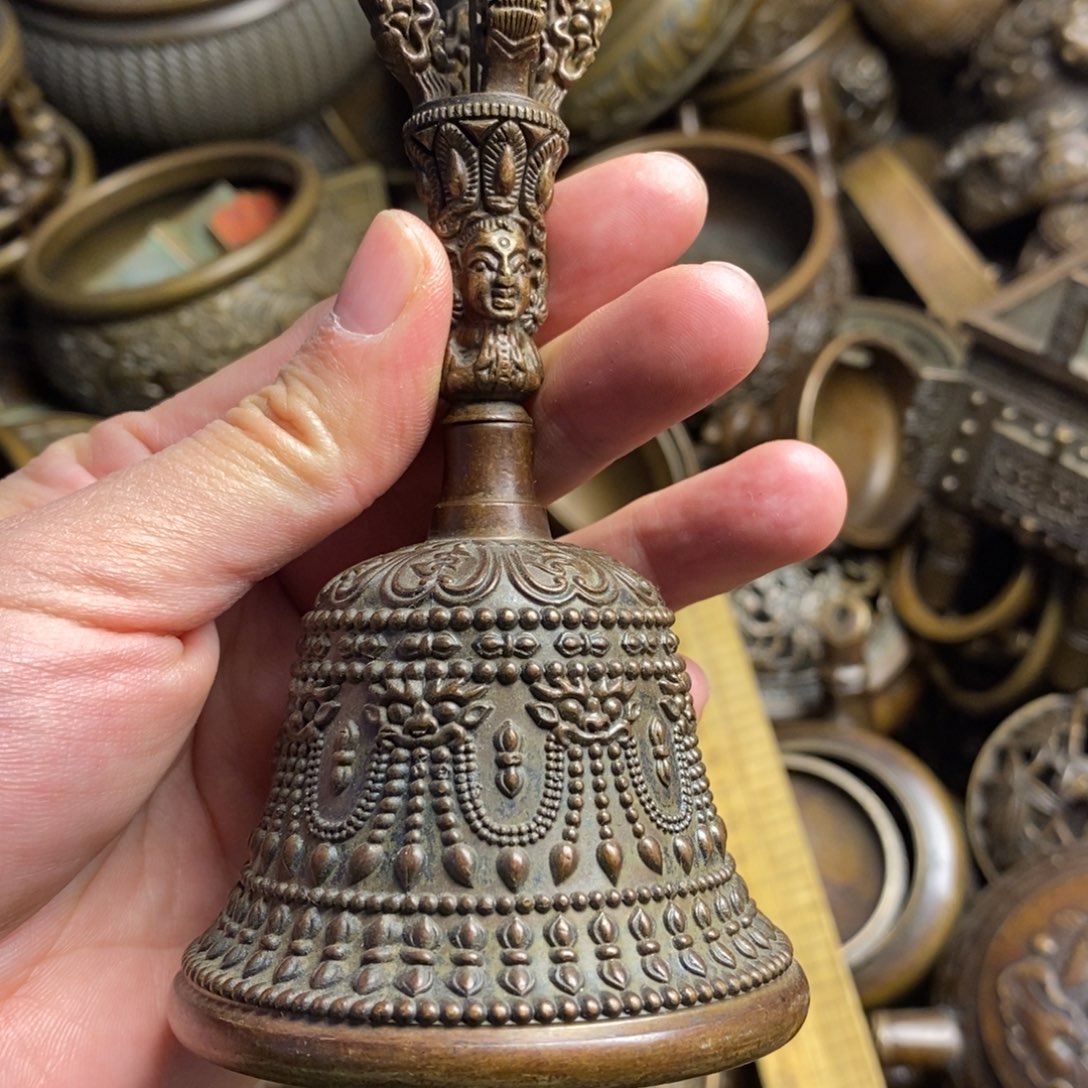 精美铜器做工精良