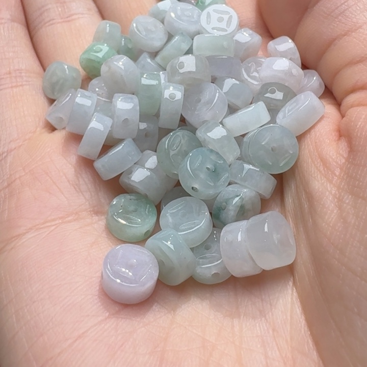 未镶嵌挂件翡翠福利10个，不包邮，拍一单邮费发货