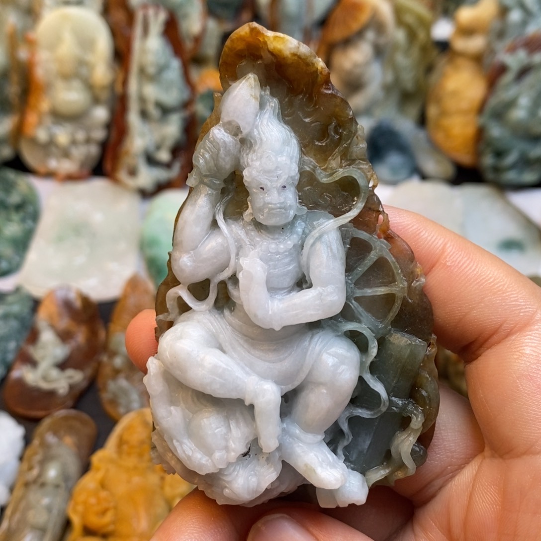 定制翡翠未镶嵌特色3