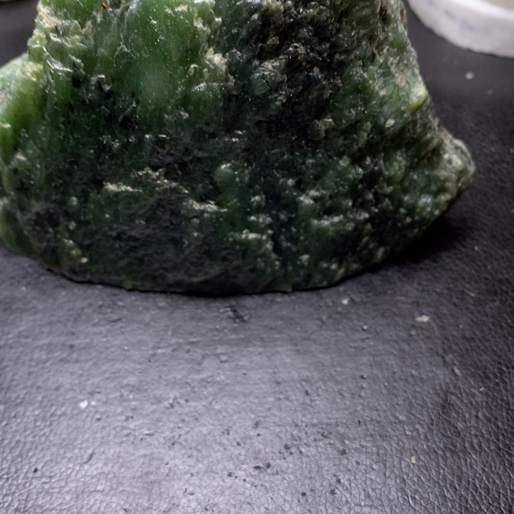 和田玉足铂镶嵌珠宝奇石