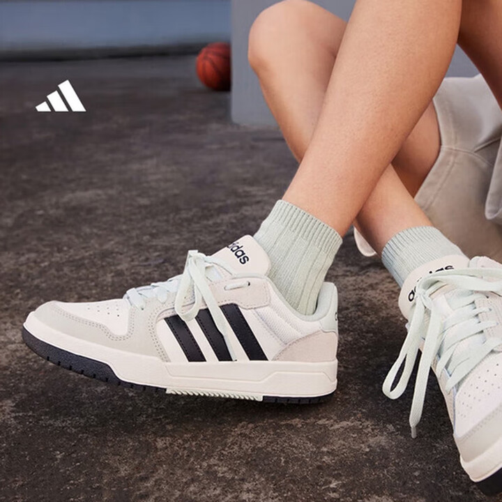 【微瑕慎拍】Adida舒适时尚潮鞋轻便休闲鞋 JI254637(非原盒；B品)