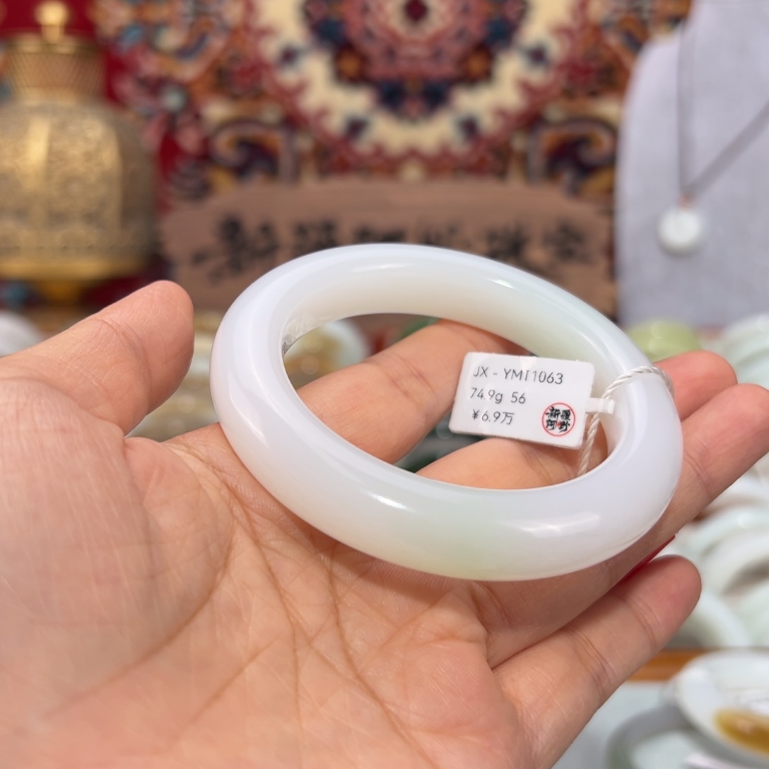 和田玉未镶嵌手镯羊脂白玉手镯 带点翠 宽12.8 56圈