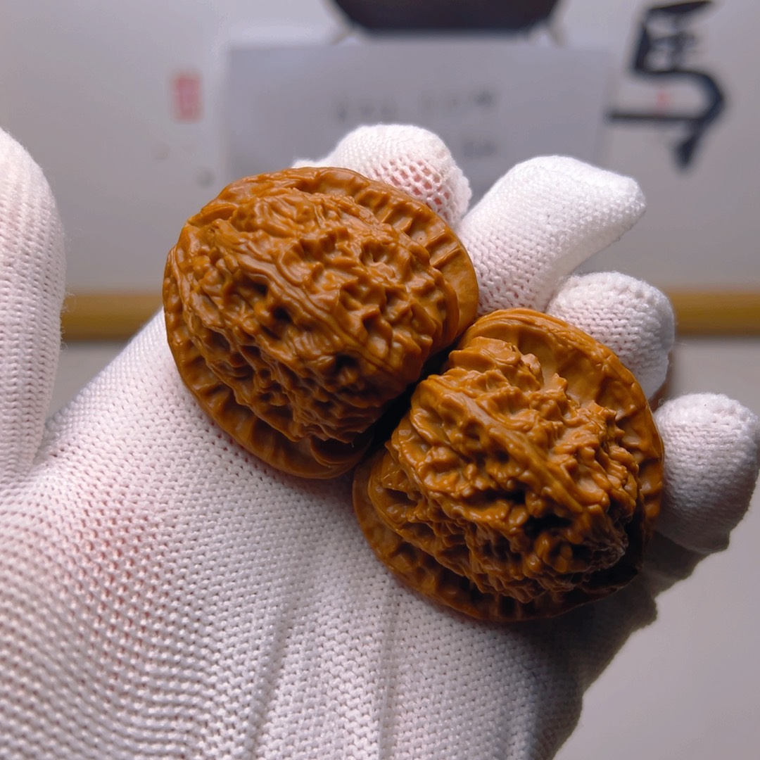 吊坠桃核文玩核桃