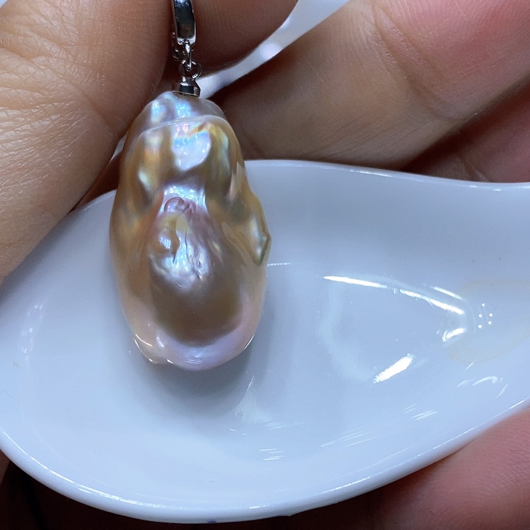 未镶嵌淡水珍珠吊坠