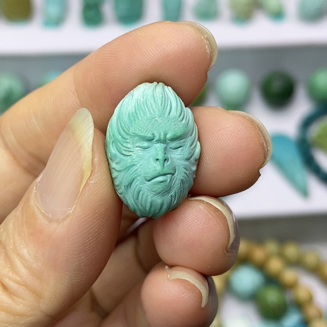 绿松石配饰未镶嵌