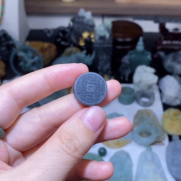 定制翡翠未镶嵌翡翠