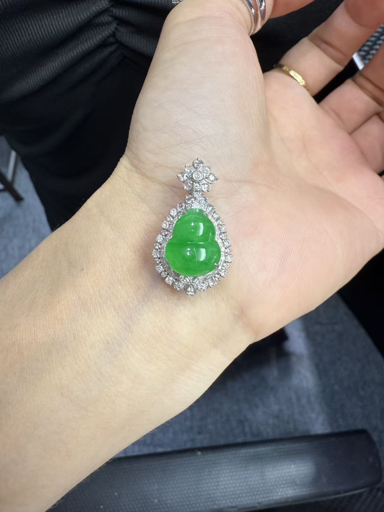 天然缅甸a货翡翠18k镶嵌