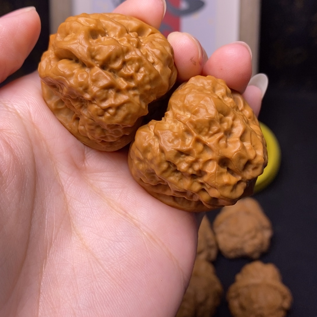 玛***卡文玩核桃吊坠蛤蟆39