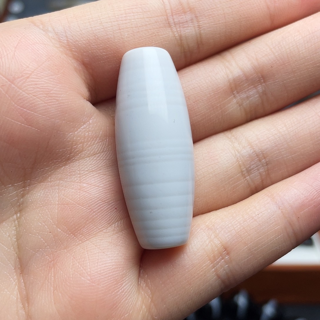 玛瑙/玉髓颈饰未镶嵌杨**亿